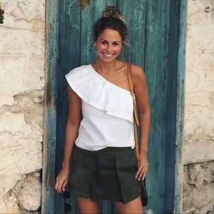 Meet your Posher, Maddie